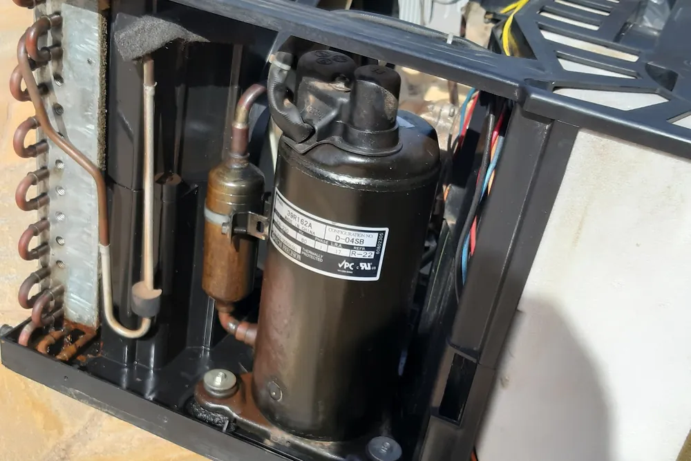 Compressor da condensadora aberta para o conserto